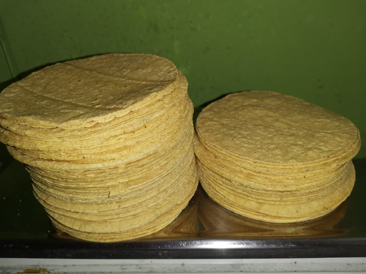 Tortilla amarilla de nixtamal > Tortillería Las Américas en Mérida