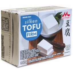 Tofu Morinaga en canasta en casa