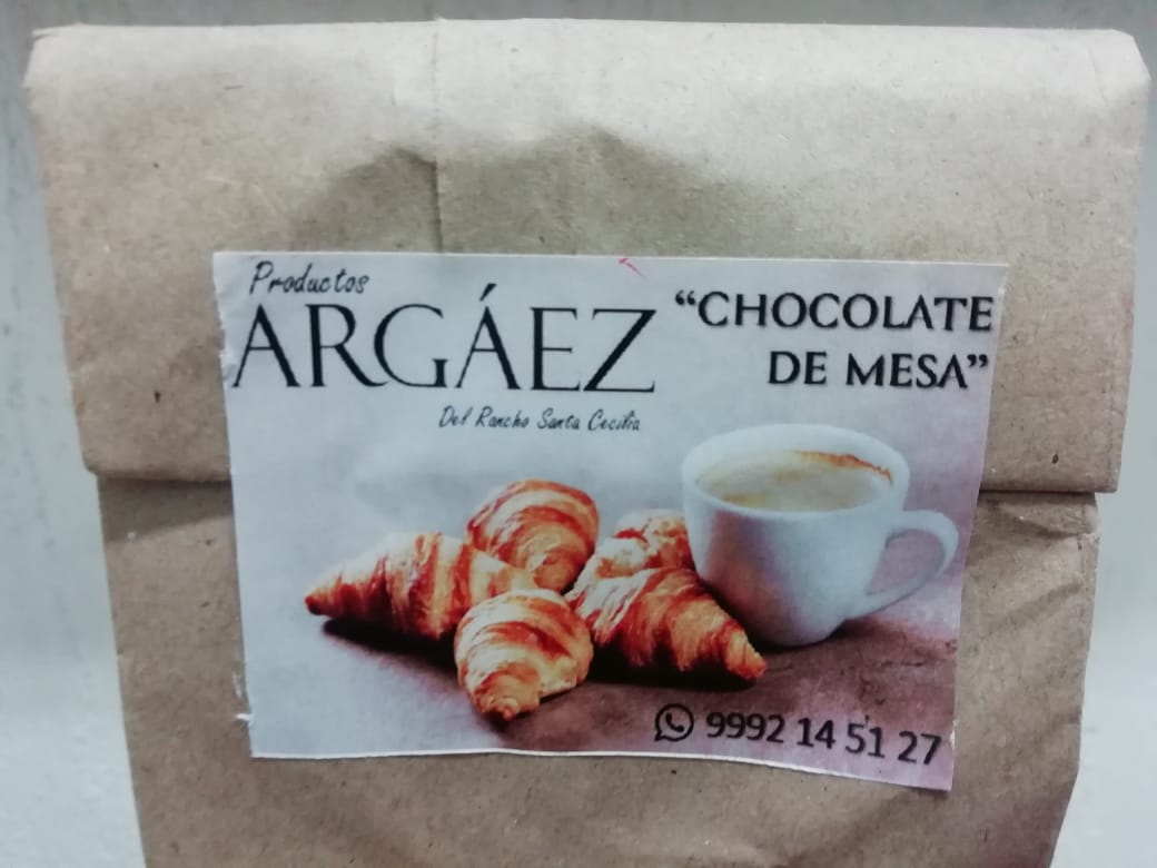 Chocolate de Mesa Artesanal en canasta en casa